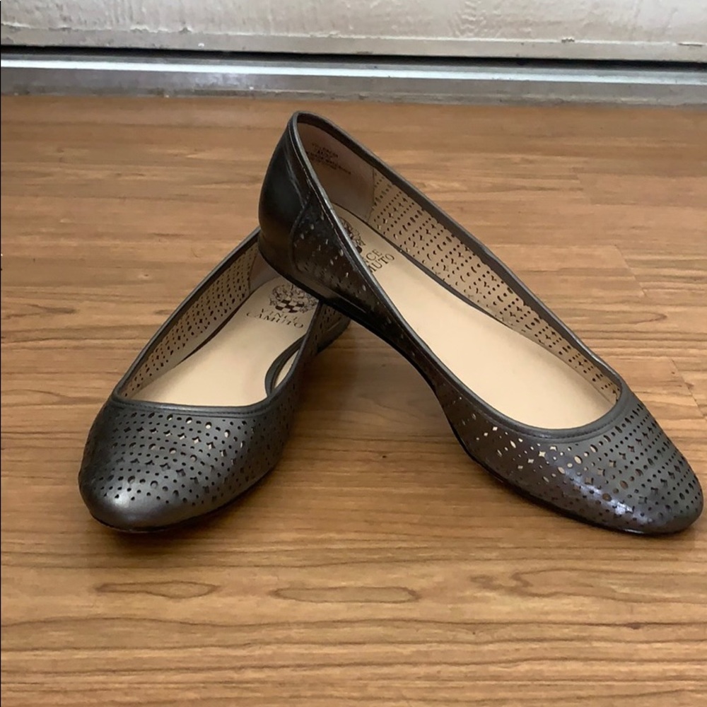 Vince Camuto Ballet flats